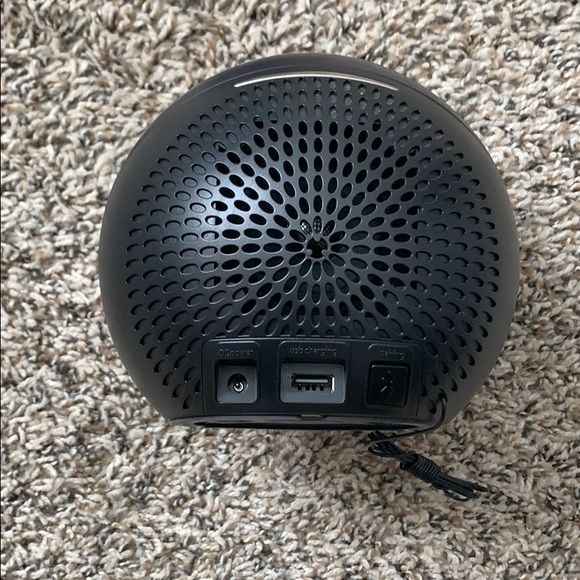 IHome alarm clock - Picture 3 of 4